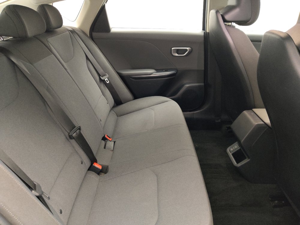 Used 2025 Kia K4 FWD image 19