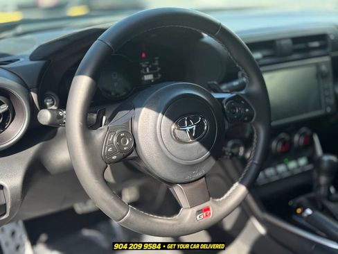 Used 2023 Toyota GR86 Premium RWD image 16