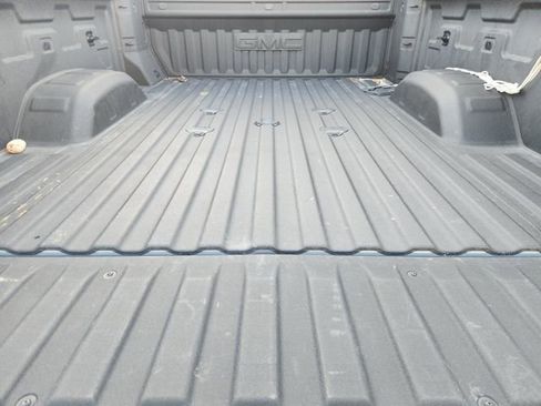 Certified 2025 GMC Sierra 2500 AT4X image 32