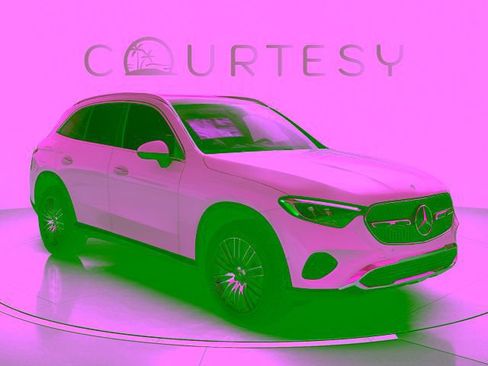 Certified 2026 Mercedes-Benz GLC 300 image 7