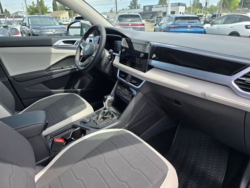 New 2026 Volkswagen Taos SE AWD/4WD image 42