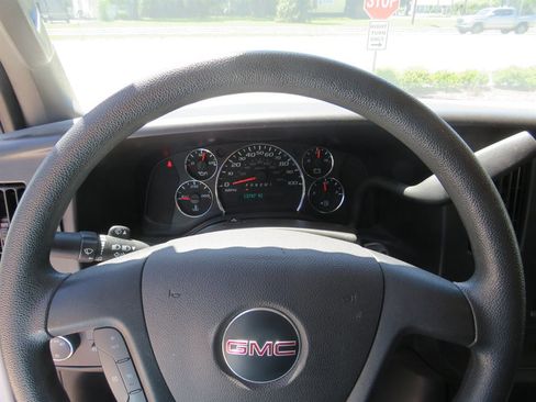 Used 2024 GMC Savana 2500 w/ Driver Convenience Package RWD image 5