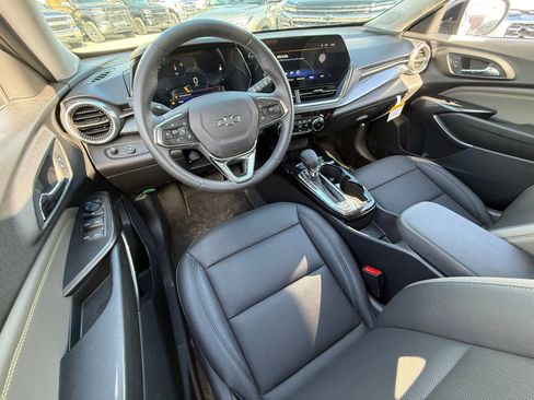 New 2026 Chevrolet Trax ACTIV w/ Driver Confidence Package FWD image 13