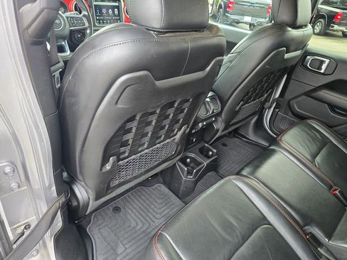 Used 2020 Jeep Gladiator Rubicon image 24