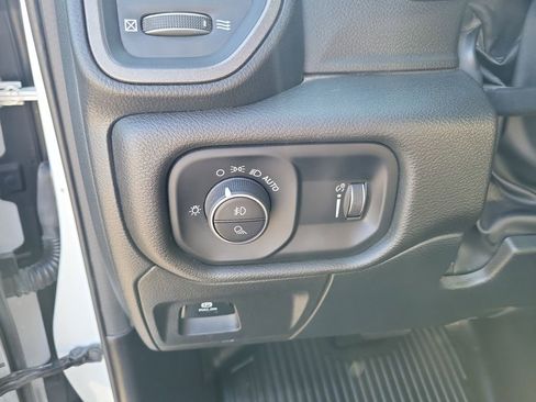 Used 2022 RAM 1500 Tradesman w/ Level 1 Safety Group RWD image 15