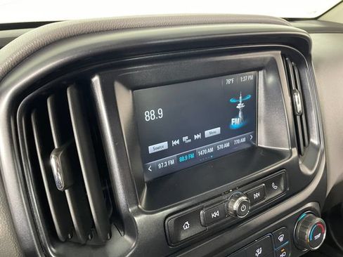Used 2018 Chevrolet Colorado W/T AWD/4WD image 7