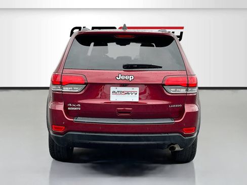 Used 2021 Jeep Grand Cherokee Laredo X AWD/4WD image 6