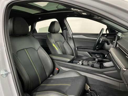 Certified 2025 Kia K5 GT image 25