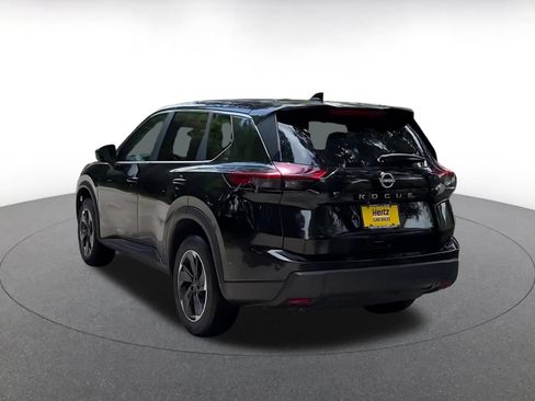 Used 2025 Nissan Rogue SV FWD image 9