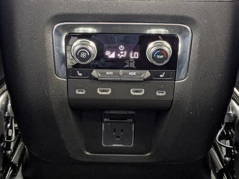 Used 2023 GMC Yukon Denali Ultimate w/ LPO, Floor Liner Package AWD/4WD image 20