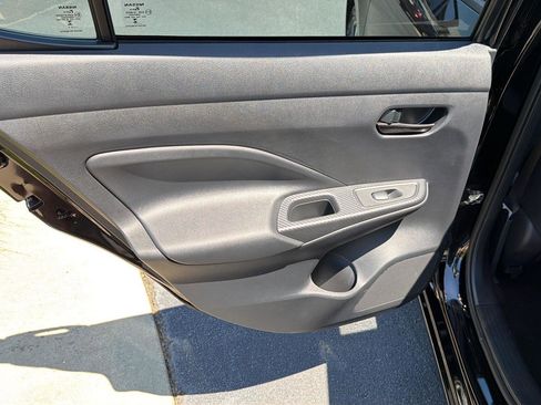 Used 2025 Nissan Versa S w/ S Plus Package FWD image 17