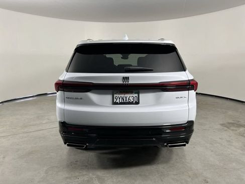 Used 2026 Buick Enclave Sport Touring w/ Power Package FWD image 7