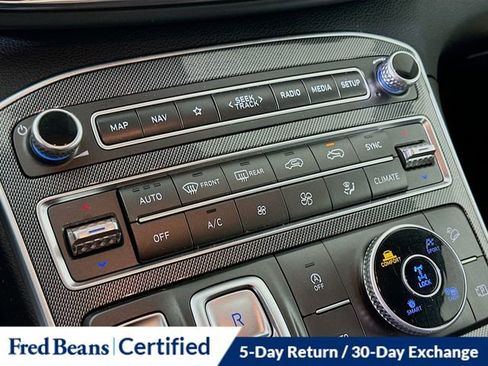 Certified 2023 Hyundai Santa Fe SEL image 18