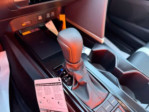 Certified 2026 Toyota Camry SE image 22