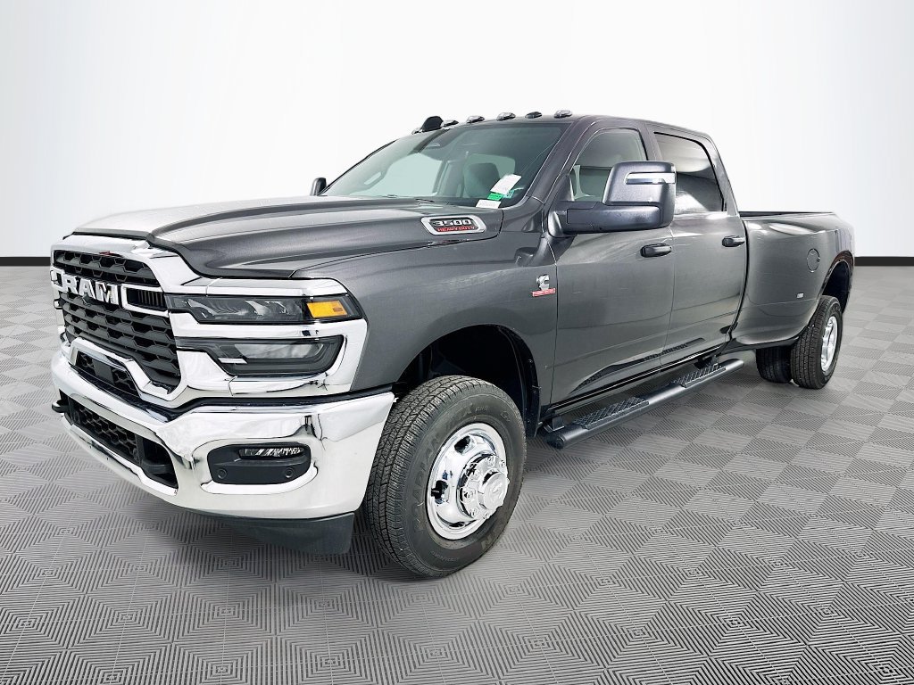 New 2026 RAM 3500 Tradesman AWD/4WD image 23
