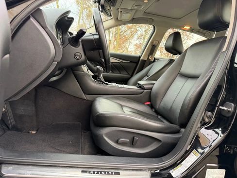 Used 2017 INFINITI Q50 3.0t Premium w/ 3.0T Premium Plus Package image 11