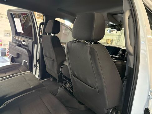 Used 2024 Chevrolet Silverado 2500 LT AWD/4WD image 41