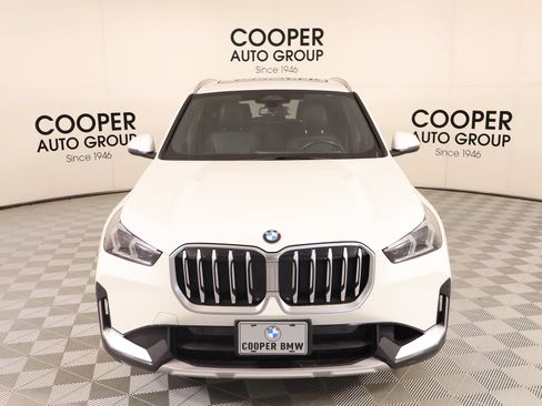 Used 2025 BMW X1 xDrive28i AWD/4WD image 9