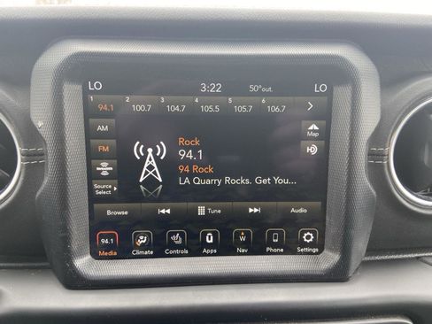 Used 2021 Jeep Wrangler Unlimited Sahara AWD/4WD image 41