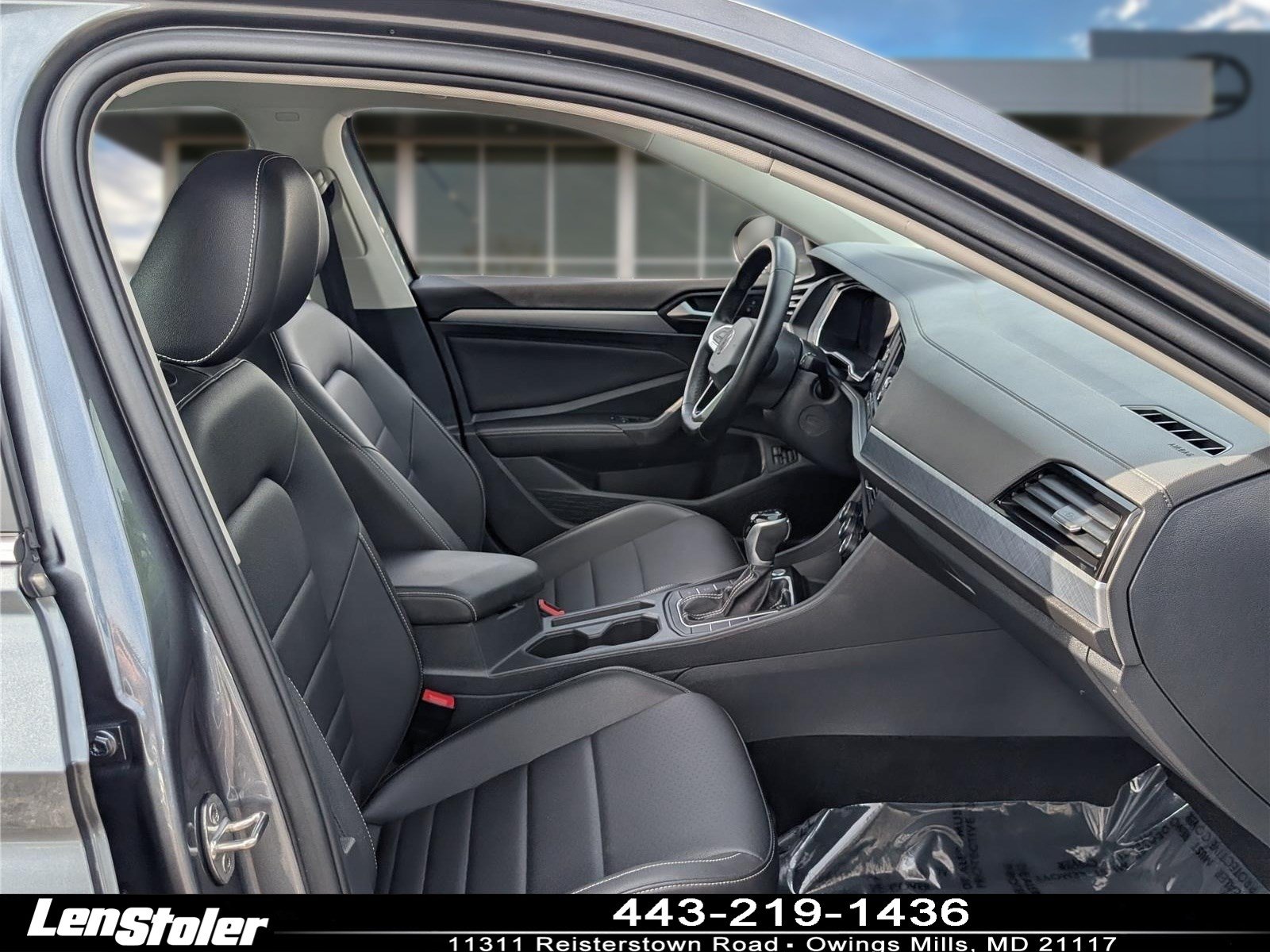 Used 2022 Volkswagen Jetta SE FWD image 11