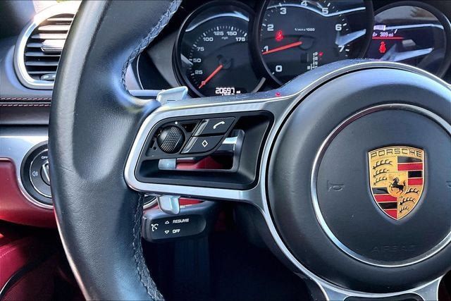 Used 2021 Porsche 718 Cayman RWD image 19