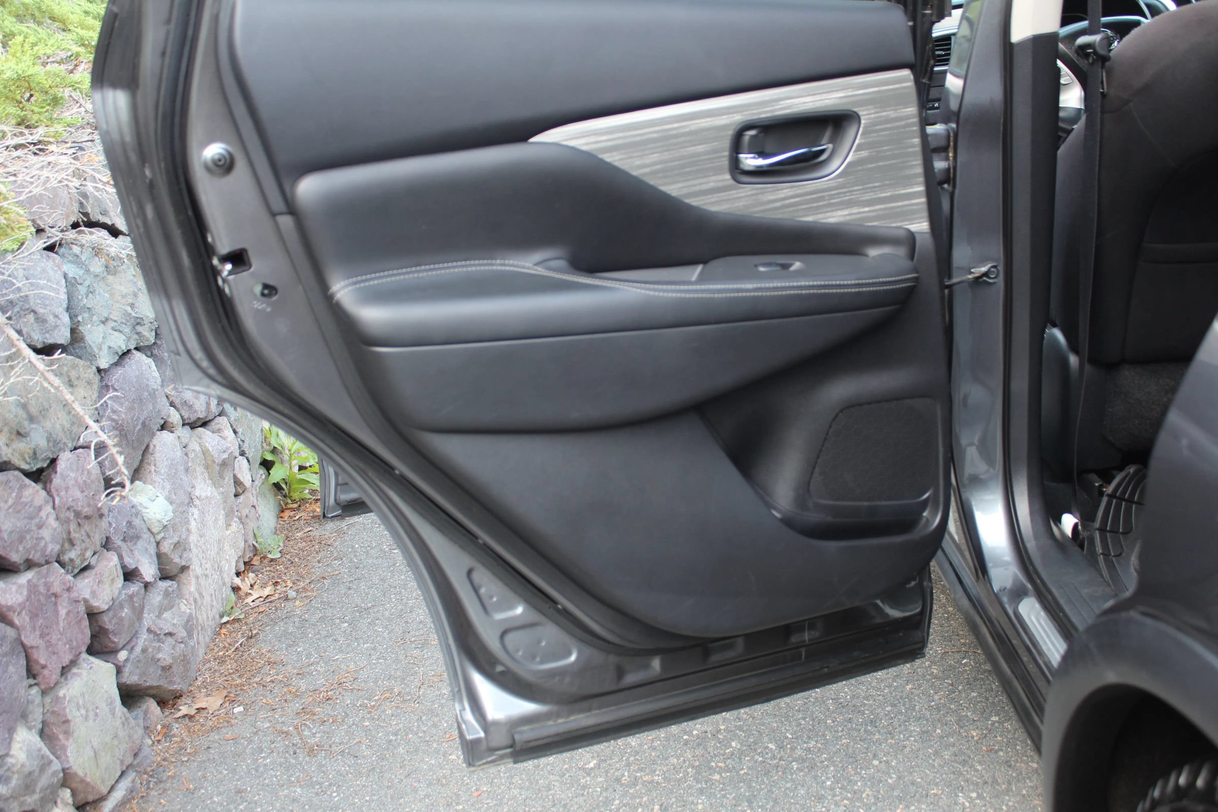 Used 2015 Nissan Murano S AWD/4WD image 14