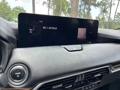 Certified 2025 MAZDA CX-70 Plug-In Hybrid w/ Premium Plus AWD/4WD image 30