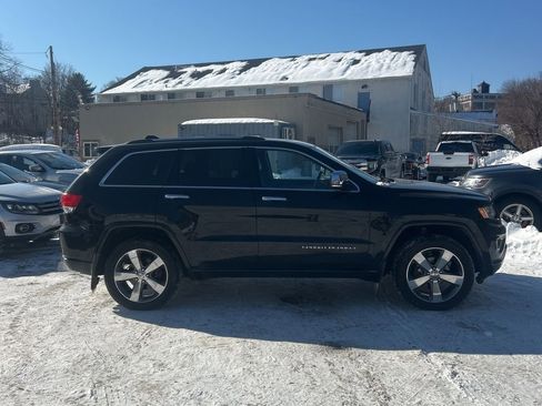 Used 2016 Jeep Grand Cherokee Overland image 3