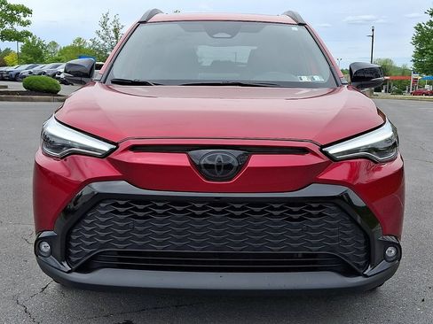 Used 2025 Toyota Corolla Cross AWD Hybrid w/ Convenience Package image 4