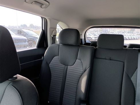 New 2026 Kia Sorento LX image 12