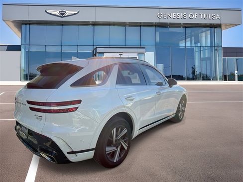 Used 2026 Genesis GV70 3.5T Sport Advanced image 8