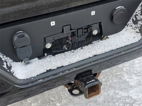 Used 2022 GMC Sierra 1500 Elevation image 32