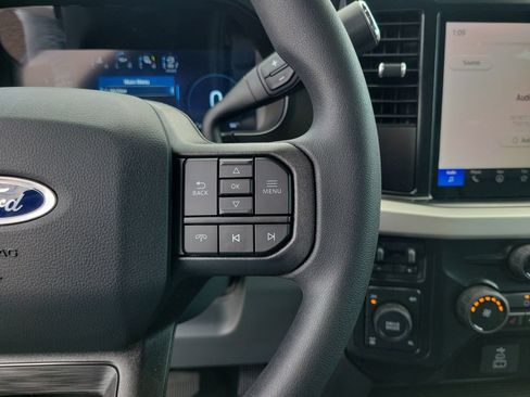 New 2026 Ford F250 XLT w/ XLT Premium Package AWD/4WD image 25