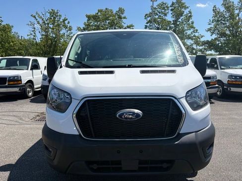 Used 2024 Ford Transit 250 Low Roof w/ Exterior Upgrade Package RWD image 15