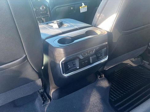 Used 2022 Chevrolet Silverado 2500 LTZ w/ LTZ Plus Package image 15