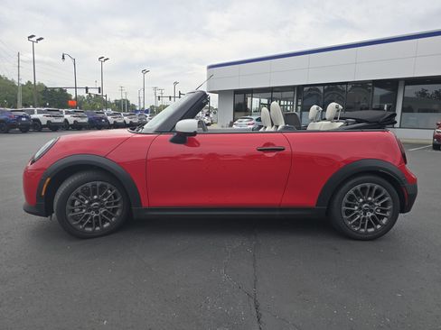 Used 2025 MINI Cooper S FWD image 4