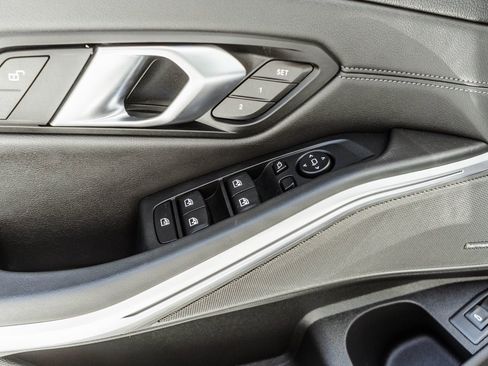 Used 2024 BMW M3 Competition w/ Executive Package image 17