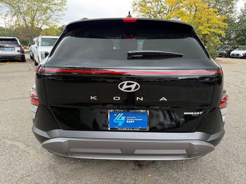New 2026 Hyundai Kona SEL Premium image 10