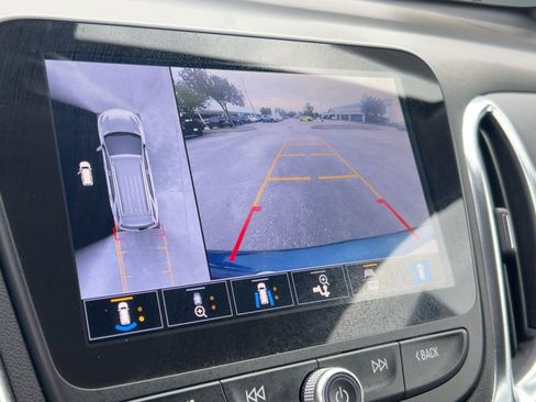 Certified 2024 Chevrolet Equinox LT image 25