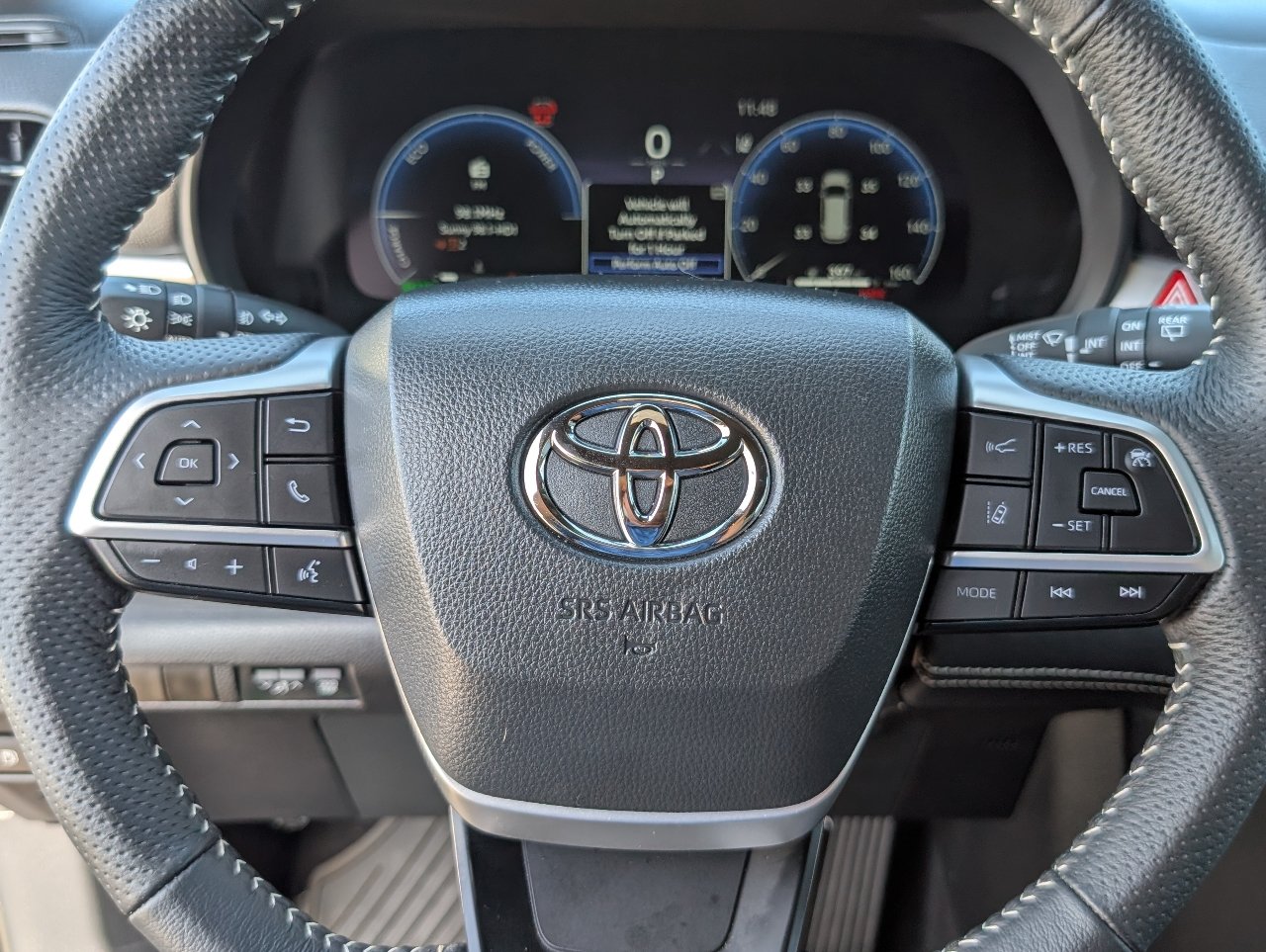 Used 2026 Toyota Sienna XSE FWD image 19