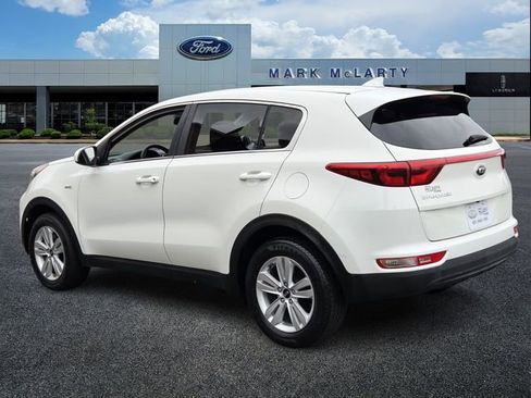 Used 2017 Kia Sportage LX AWD/4WD image 3