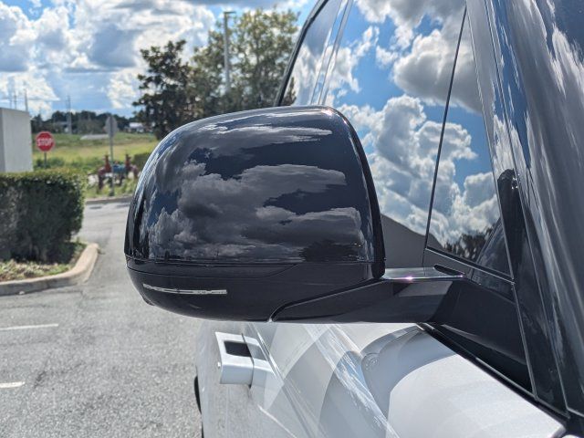 Certified 2024 Land Rover Range Rover Autobiography AWD/4WD image 12