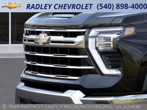 New 2026 Chevrolet Silverado 2500 LTZ w/ LTZ Convenience Package image 13