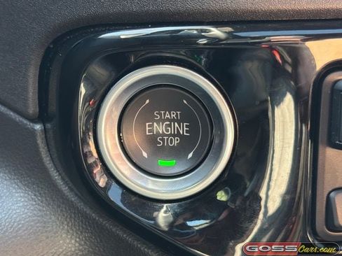 Used 2024 Chevrolet Silverado 1500 ZR2 w/ Technology Package AWD/4WD image 11
