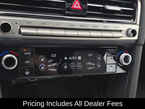 Used 2025 Genesis G70 2.5T w/ Sport Prestige Package AWD/4WD image 21
