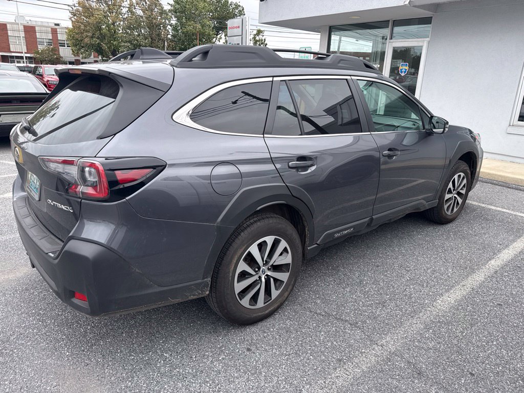 Used 2025 Subaru Outback Premium w/ Popular Package #1A AWD/4WD image 5