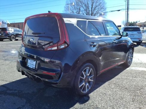 Used 2021 Kia Soul Turbo image 4