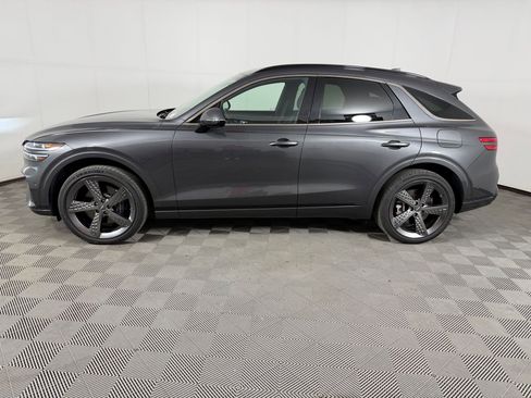 Used 2022 Genesis GV70 3.5T Sport w/ Sport Prestige Package image 2