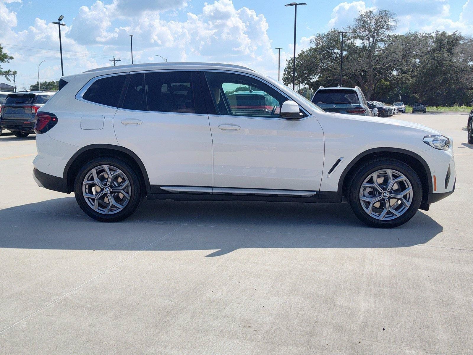 Used 2023 BMW X3 sDrive30i w/ Premium Package RWD image 10