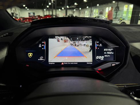 Used 2018 Lamborghini Huracan Performante image 18